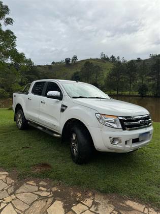 FORD RANGER 3.2 XLT 4X4 CD 20V DIESEL 4P AUTOMÁTICO FORD RANGER 3.2 XLT 4X4 CD 20V DIESEL 4P AUTOMÁTICO